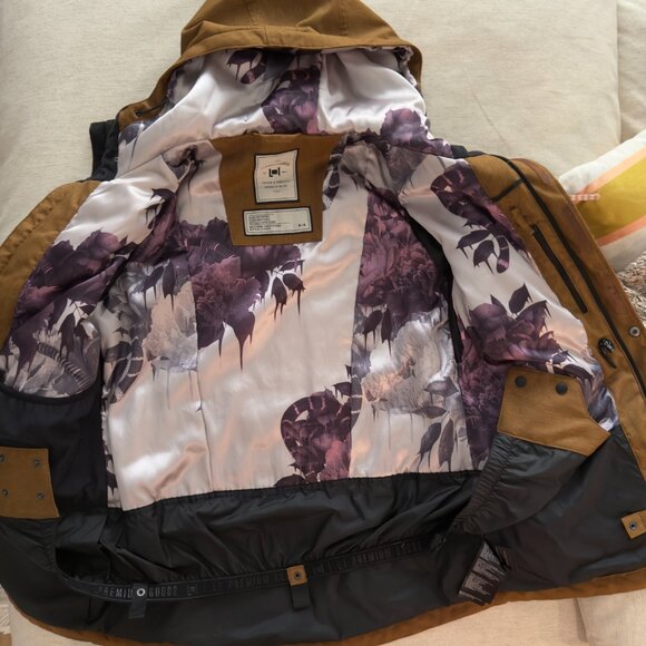 L1 Premium Goods Snowboard Jacket (Size M) - Picture 6 of 15